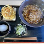 ゆで太郎 - 料理写真:朝そば(生卵) ¥450