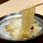 西麻布けんしろう - 水冷麺（自家製スープ）