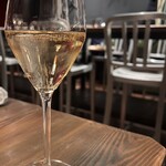 ダブリュー青山 ザ セラーアンドグリル - 