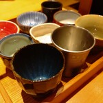 賛否両論 名古屋 - お猪口を悩むのも楽しい