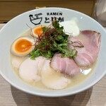 RAMEN とりが - Rich 鶏こい麺（塩）　見た目通りのトロトロスープ