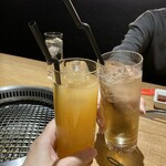 BAKURO - ソフトドリンクは100円