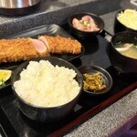 とんかつとカツカレーの店 キセキ食堂 - 極かつ御膳