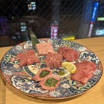 YAKINIKUEN 忍鬨 大阪梅田店 - 