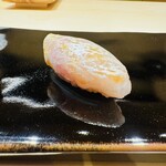 大阪天満宮 鮨とよなが - 白甘鯛の昆布締め