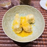 大阪天満宮 鮨とよなが - 太刀魚の天ぷら、カラスミ仕立て(絶品)(脂っぽくなくて天ぷら屋さんよりも美味しい)