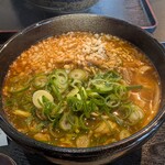 やまびこ弁天 - 牛すじうどん