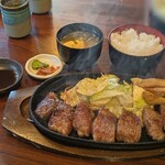 和牛処　助春 - 