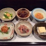 酒盃 - お通し・箱盛り6種