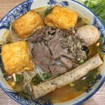 Co Huong Beo - 具材たっぷり！