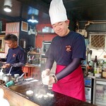 ホルモン 航 - 笑顔で「写真良いですよ～」と快く許可頂きました。ありがとうございます。