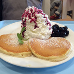 Hawaiian Pancake Factory - ブルーベリーパンケーキ