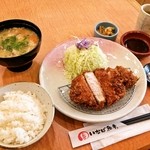 Tonkatsuinabawakou - 厚切りロースかつ定食