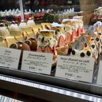 シェ・シバタ - 