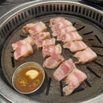 熟成肉専門店 ヨプの王豚塩焼 - 