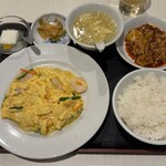 青山一品 - 海老と玉子炒め（1000円）