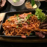 鉄板焼居酒屋　えん - 焼きそばナポリタン