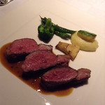 ぬーじ - 6) 仔羊ロースのロティ カフェドパリソース