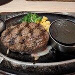トマト＆オニオン - 牛肉100%!!弾丸ハンバーグ　ハーフサイズ　1099円