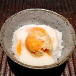 ぬま田 - 卵かけご飯(メレンゲ)2段階目