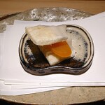 ぬま田 - 餅とからすみ(日本酒漬け)