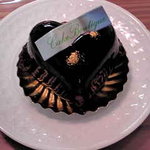 ホテルニュー長崎ケーキブティック - チョコレートのケーキ
