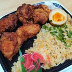 イオン - 料理写真:ザンギ入り炒飯弁当