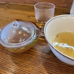 Ramen FeeL - スープ出汁割り＋暖かい小麦茶