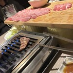 ヤキニク銀河 - 