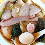 白河手打中華そば 緑川 - 料理写真:圧巻の焼豚ワンタン麺♬♬♬ლ(´ڡ`ლ)♬♬♬
