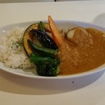 北カフェ - 野菜たっぷりチキンバターカレー（９８０円）です。