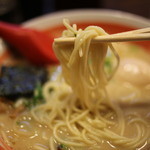 餃子の天ぱり - 麺～