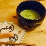 衛藤 - 菓子とお抹茶
