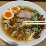 親鶏中華そば 綾川 本店 - 