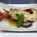 和造りの料理と湯の宿 かず美 - 伊勢海老具足煮
