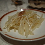 筑紫樓 - 付け合せのもやし シャキシャキ食感 2015.1.x