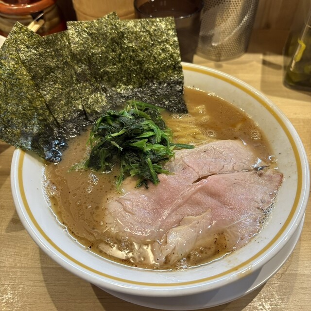 大*河様 赤備　十三 十三代目 麺家 よし川 - 十三/ラーメン | 食べログ