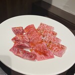 本格焼肉・もつ鍋 肉衛門 - 