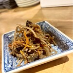 食堂 黒うさぎ - ● つぶ貝ごぼうのきんぴら