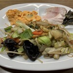 火山 - 本日の日替り定食『野菜炒め』