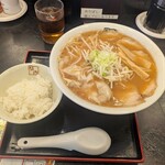 会津喜多方ラーメン坂内 小法師 - ワンタン味噌ラーメン大盛り＋サービス半ライス