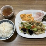 火山 - 本日の日替り定食『野菜炒め』