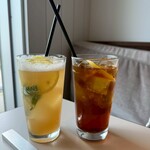 Trattoria Tabule - 自家製スパイシージンジャーエールとクラフトコーラ。どちらもスパイスに違いがあって、美味しかった。