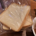 大松ベーカリー - 食パンの耳又は切り落とし　ズーム