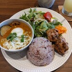 カラダよろこぶカフェ poca poca - 満喫プレート(チーズ、温玉トッピング)