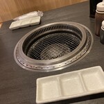 焼肉五苑 - 料理写真:待ってるの図