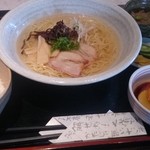 お侍茶屋彦右衛門 光店 - イリコそばと卵かけご飯のセット 税込850円