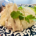 THAI CAFE SIMPLY BEST - メインのカオマンガイ