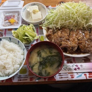 じゃがいも - 料理写真:豚ステーキ定食1200円