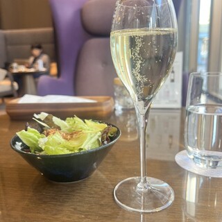 カフェ&バーラウンジ セレクロワ_1